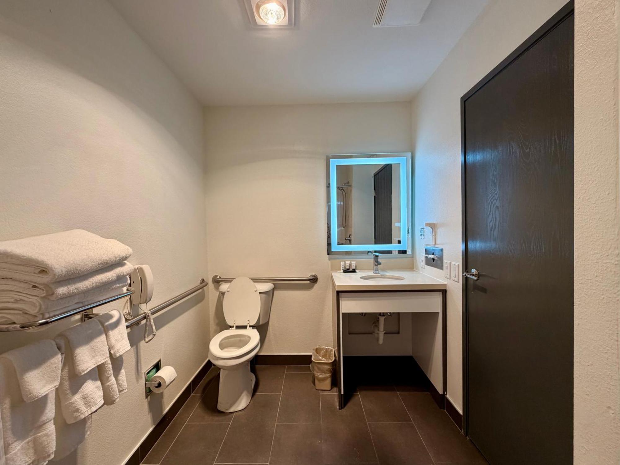 Queen Room Two Queen Beds Mobility Access or Non-Smoking