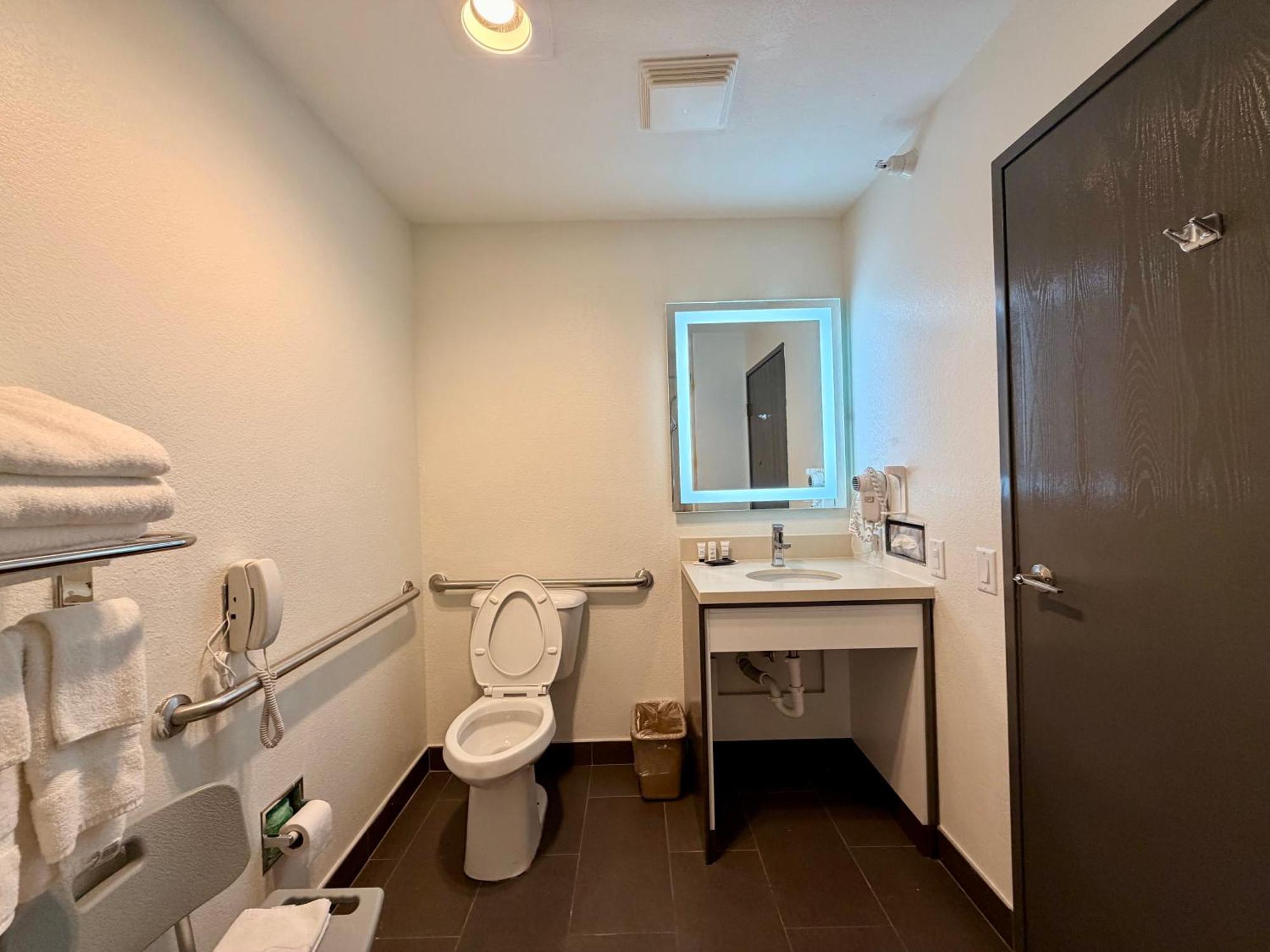 Queen Room Mobility Access or Non-Smoking